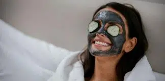 4 masques hydratants pour le visage DIY et naturels