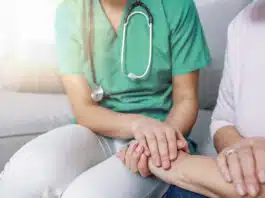 Quels soins une infirmière à domicile peut-elle pratiquer ?