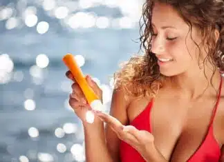 Le titre connexe pourrait être Comment choisir la meilleure protection solaire pour votre peau ?