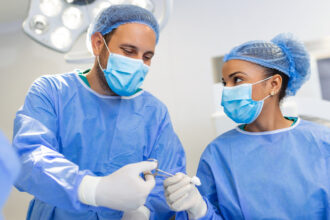 Chirurgien vasculaire : quel est son rôle exactement ?