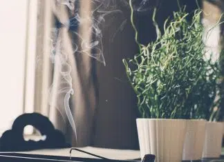 Comment brûler de l’encens à la maison ? Comment brûler de l’encens à la maison ?