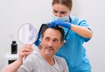 Experts en cheveux : comment ils diagnostiquent et traitent la chute ?